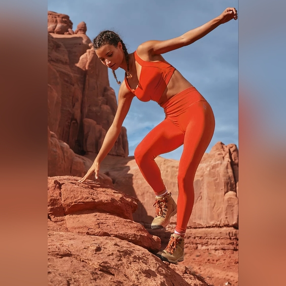 Free People High Rise 7/8 Length Good Karma Leggings Washed Red Apple - Picture 2 of 5